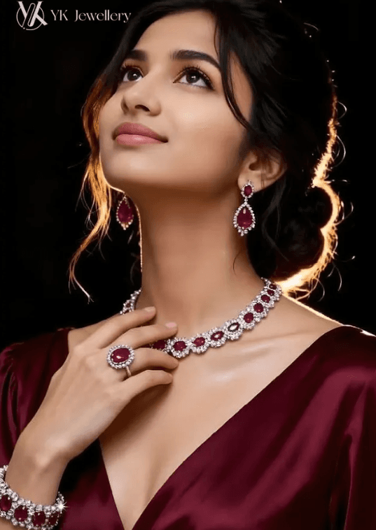 Necklaces jewellery collection